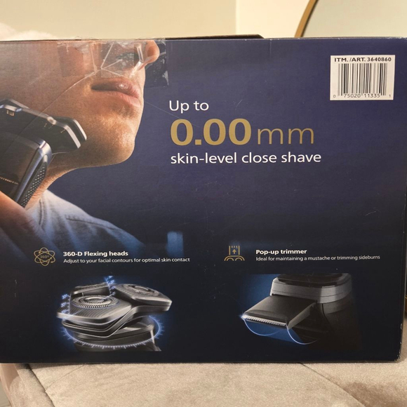 Men's Philips Norelco Shaver 8000 One Size Black Gold BRAND NEW JUST L OPEN BOX - Picture 6 of 8